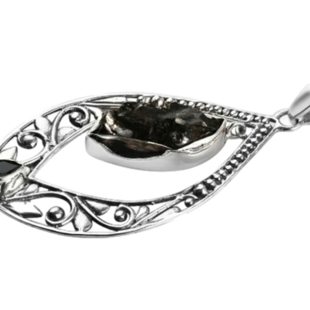 UNISEX STERLING SILVER BLACK SPINEL PENDANT - Picture 2 of 3